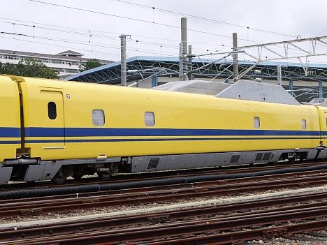 黄色い新幹線2