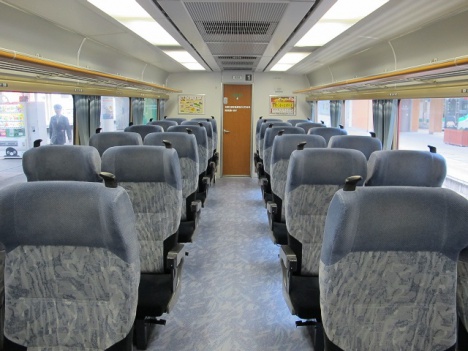 Y157記念列車の旅「485系」車内イメージ